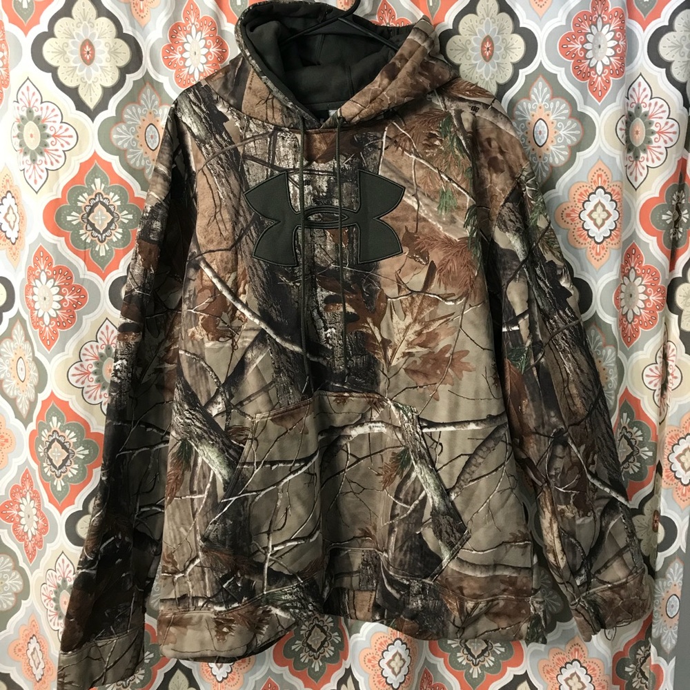 Men’s sweatshirt
